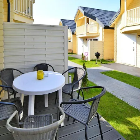 Large Homes With Pool, Ustronie Morskie, Cleaning Included *