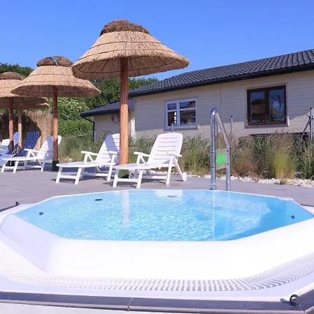 Large Homes With Pool, Ustronie Morskie, Cleaning Included